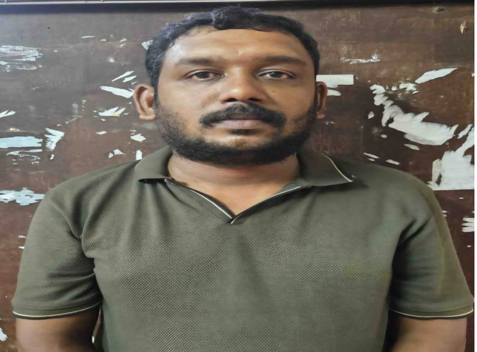 കൊല്ലത്ത് വൻ കഞ്ചാവ് വേട്ട: 16 കിലോയുമായി കല്ലുവാതുക്കൽ സ്വദേശി പിടിയിൽ; ‘ഓപ്പറേഷൻ ഡി ഹണ്ട്’ നടപടി ശക്തം